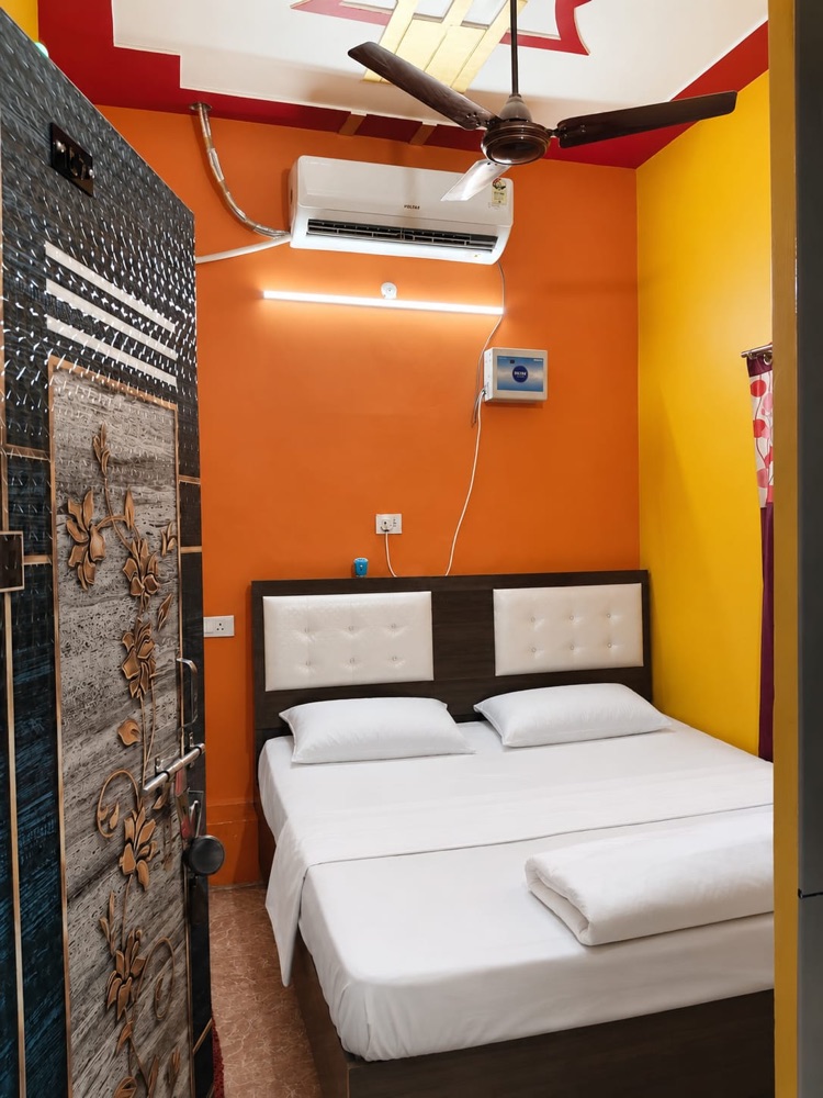 Deluxe AC Room